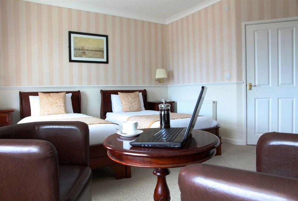 Cliff Head Hotel Bucht Bucht Carlyon Bay Exterior foto