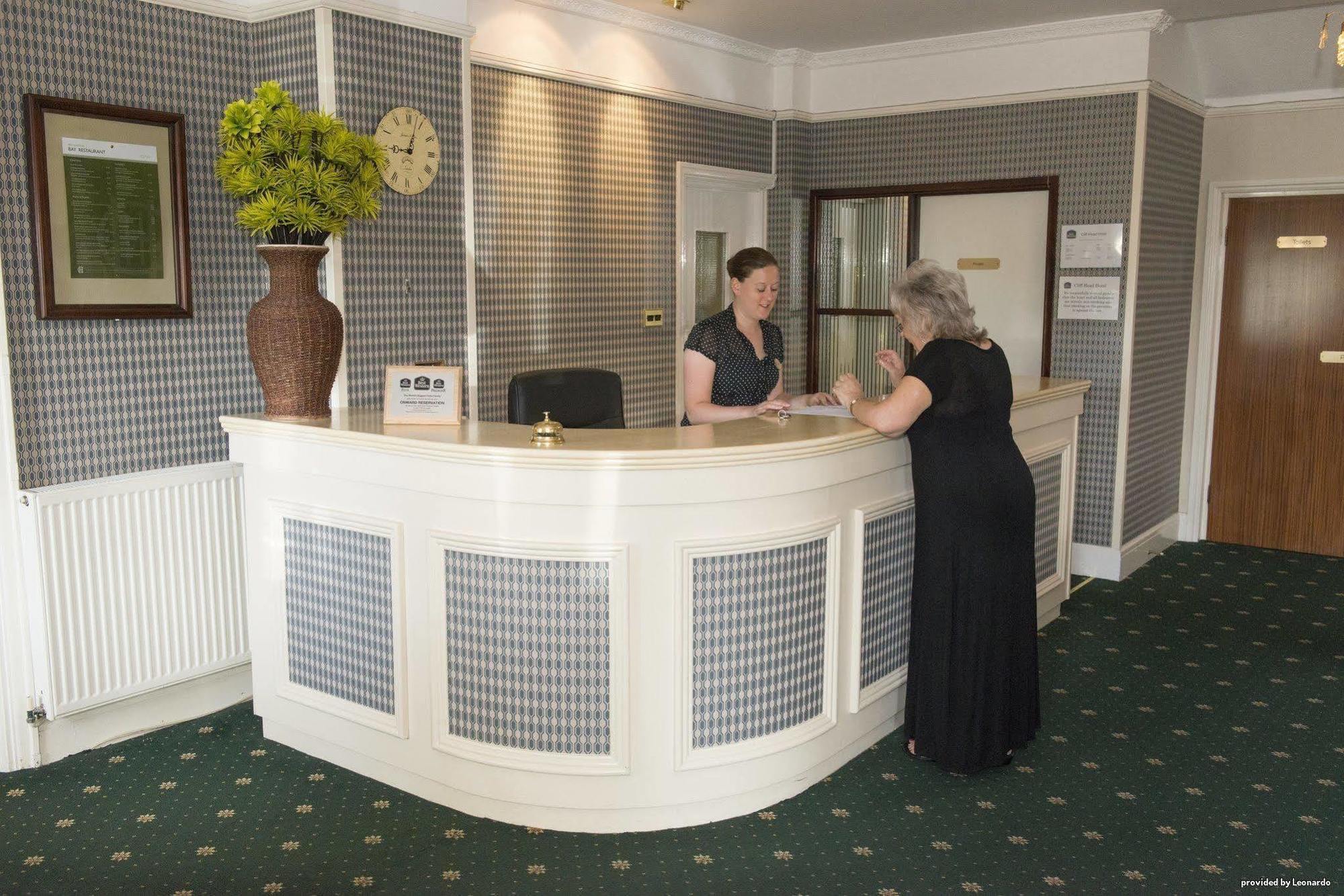Cliff Head Hotel Bucht Bucht Carlyon Bay Exterior foto